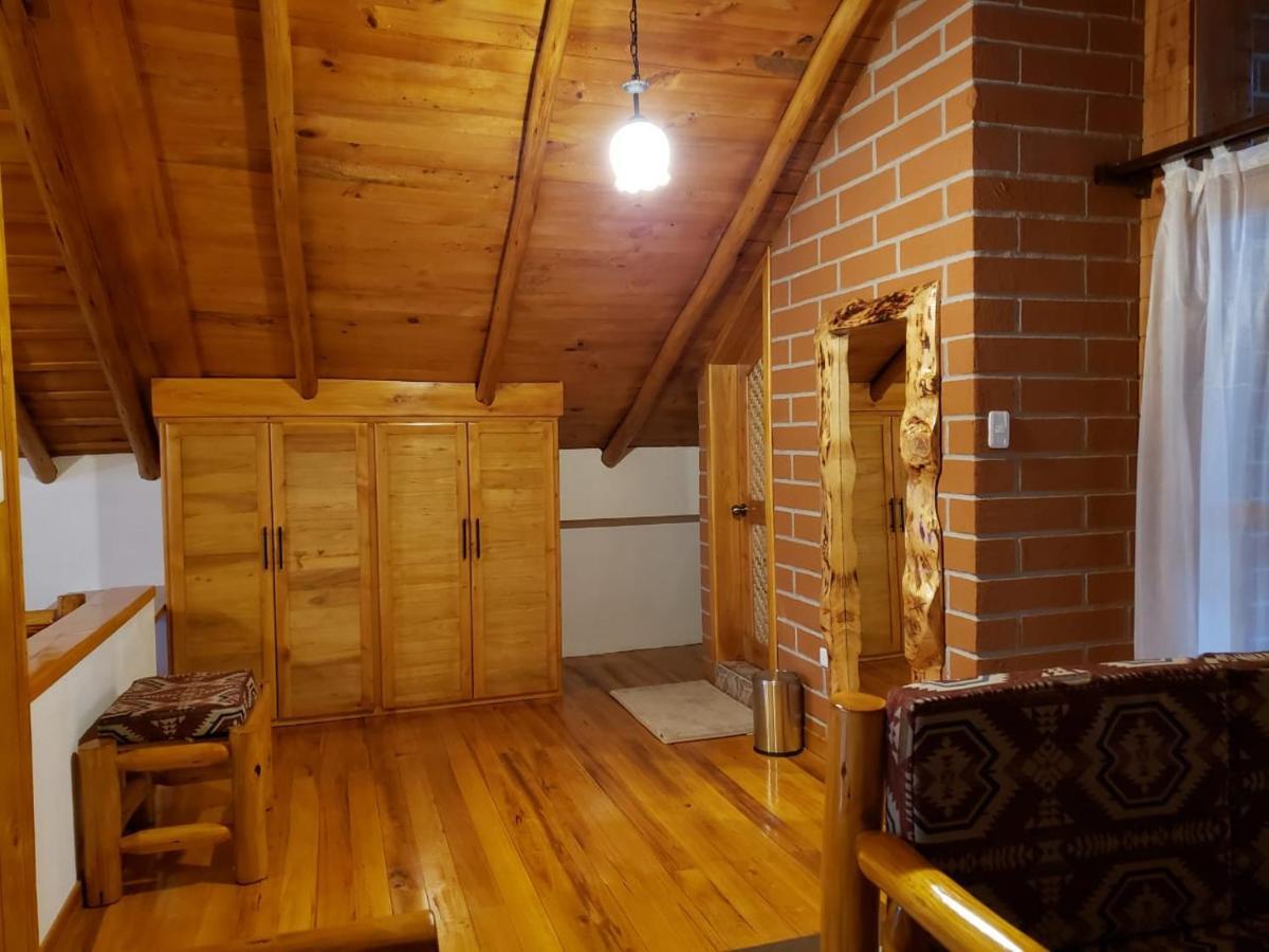 Atallaro Hospedaje Отавало Экстерьер фото