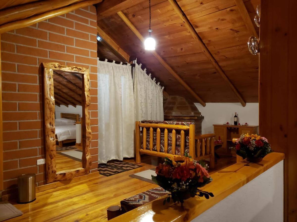 Atallaro Hospedaje Отавало Экстерьер фото